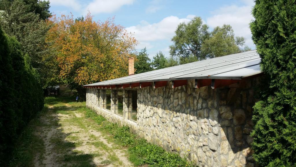 Wyspa Kampinos Brochów Exteriör bild